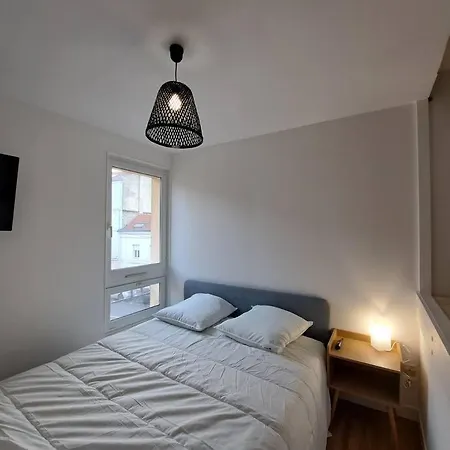 Bologne, Studio Cozy Climatise Apartament *